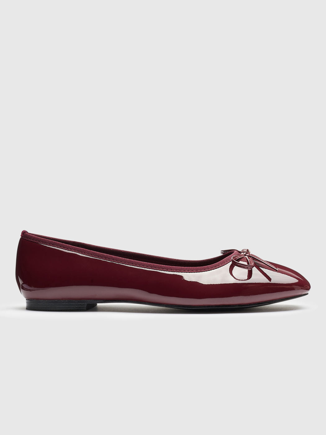 Bowknot Maroon Glossy Pumps