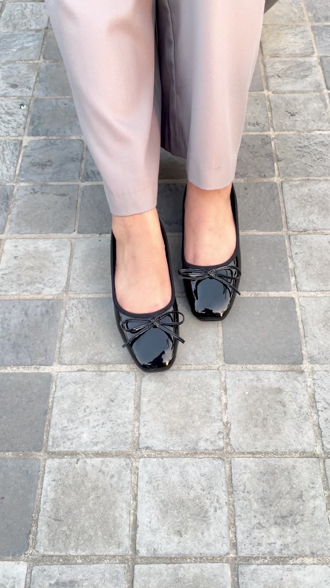 Bowknot Black Glossy Pumps